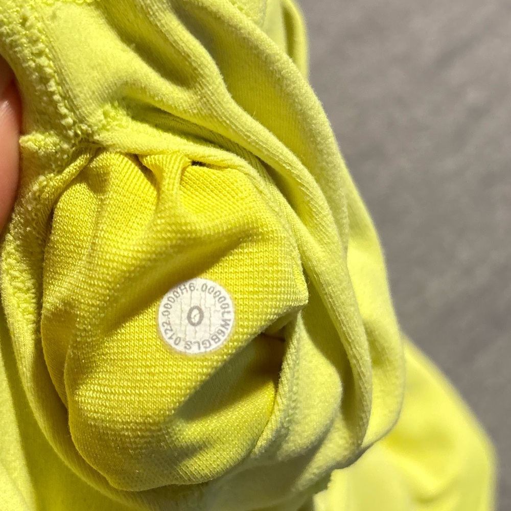 Lululemon Align High-Waisted Trousers, 71 cm
Yellow Streamer - Picture 12 of 15